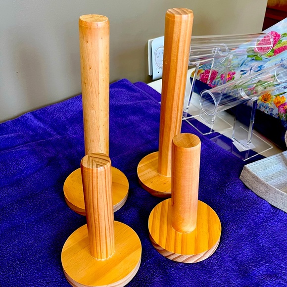 Bracelet display/ organizer. I have two small and two large. - Picture 2 of 3